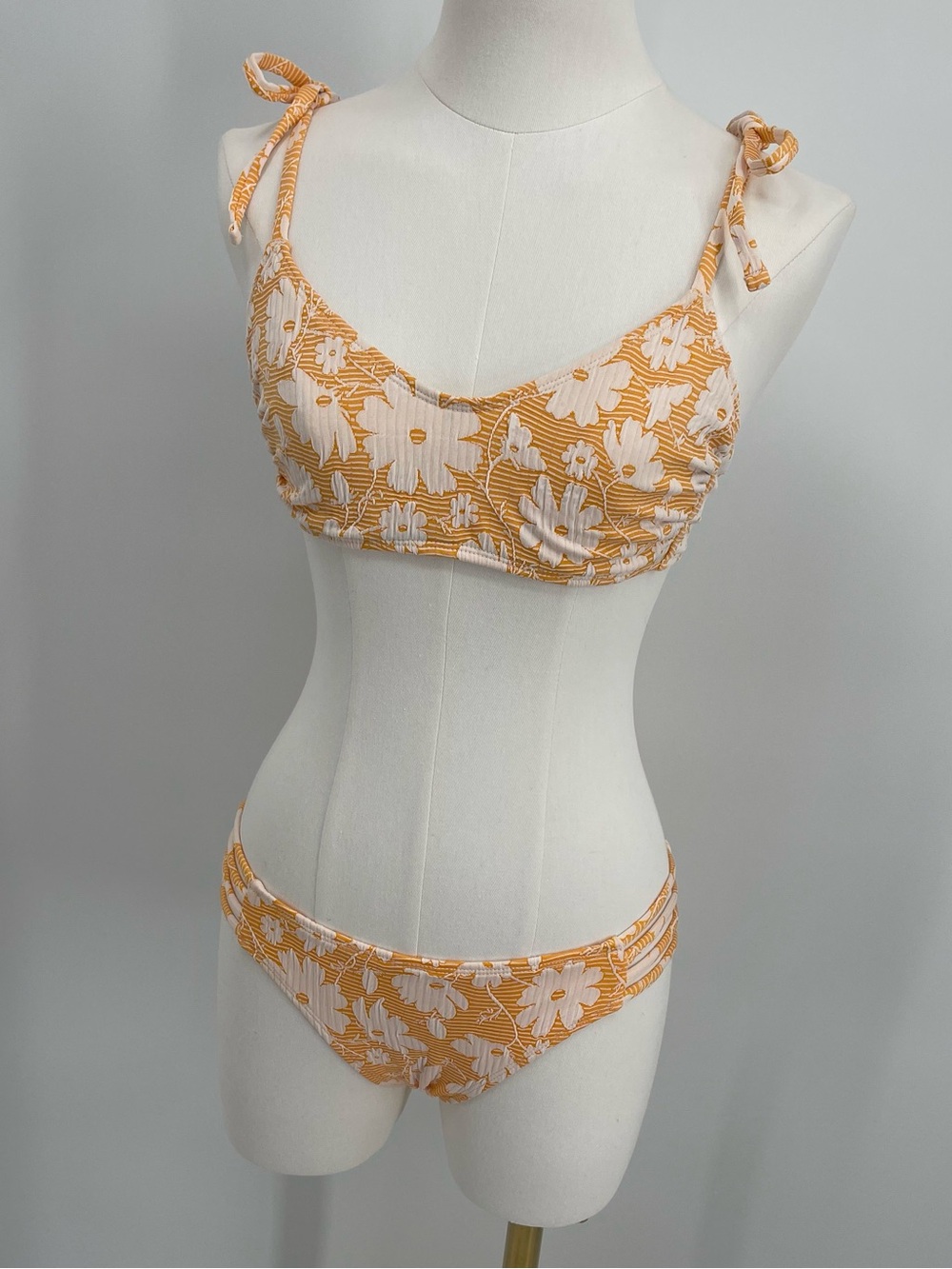 Xhilaration Orange White Floral Bikini Textured Two Piece S/M Cottagecore Daisy